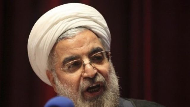 Președintele iranian a declarat că țara sa va încălca sancțiunile reinstituite de SUA
