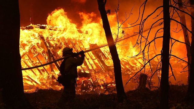 Incendiu SUA | 42 de morți, bilanțul cel mai grav din istoria Californiei