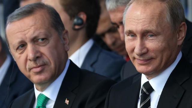 La Istanbul are loc întâlnirea președinților Rusiei și Turciei, în legătură cu finalizare a construcției secțiunii maritime a gazoductului 