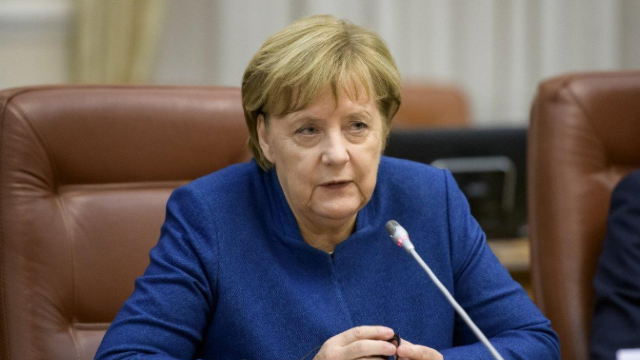 Cancelarul Germaniei acuză Rusia pentru incidentul din strâmtoarea Kerci, dar nu a răspuns solicitării Ucrainei de ajutor armat