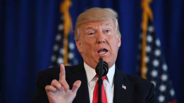 Donald Trump a scris răspunsurile la întrebările din ancheta privind amestecul Rusiei în alegerile din SUA