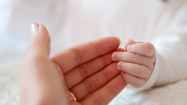 Indemnizația unică la naștere va crește în 2019, conform prevederilor bugetare pentru anul aviitor