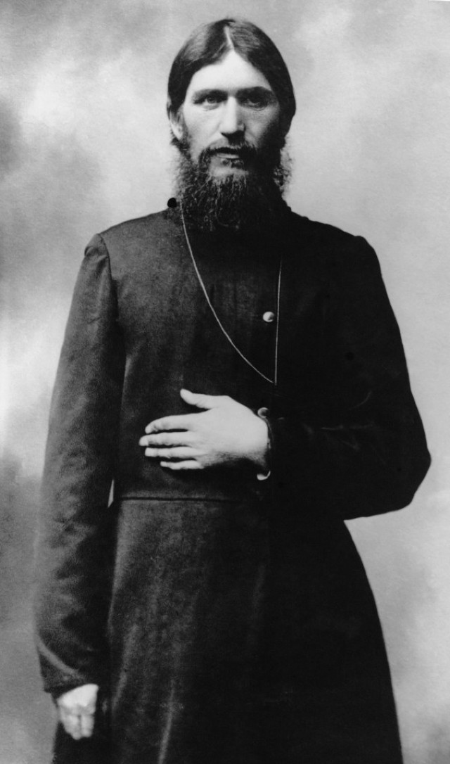 PORTRET | „Gloriosul” Grigori Rasputin, tămăduitorul curții imperiale ruse, un pretins călugăr desfrânat
