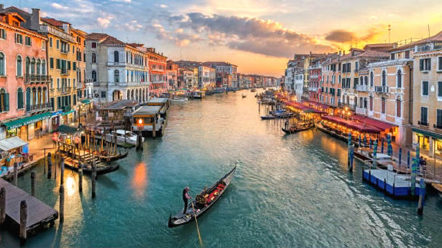 Italia | Taxe de intrare pentru turiștii care vor să viziteze Veneția chiar și pentru câteva ore