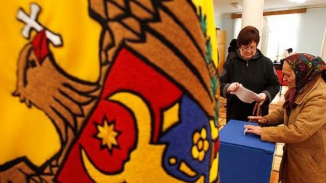 Adevărul: Alegerile din 24 februarie vor fi văzute de toți ca o ultimă foaie de turnesol ce va da verdictul final democrației moldovenești (Revista presei)