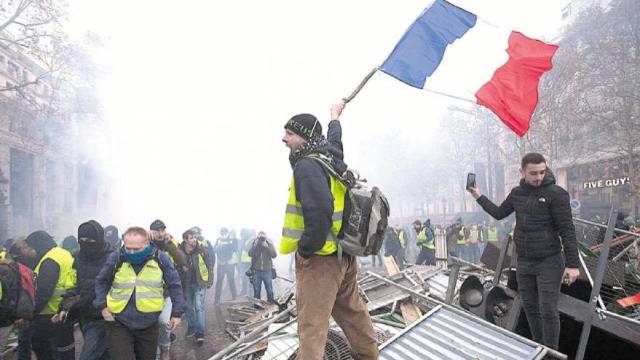 Violențe la Paris | Prim-ministrul Franței și-a anulat deplasarea în Polonia, la COP24