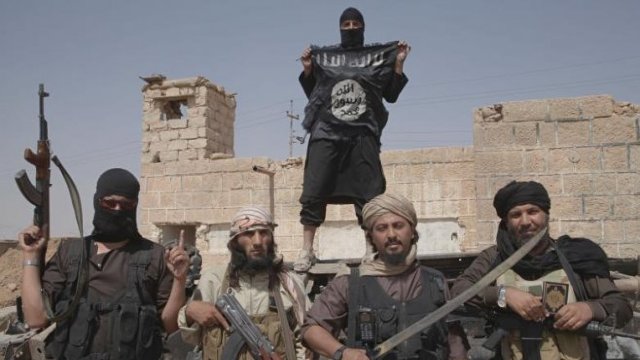 RAPORT | Statului Islamic au executat aproximativ 700 de prizonieri în estul Siriei