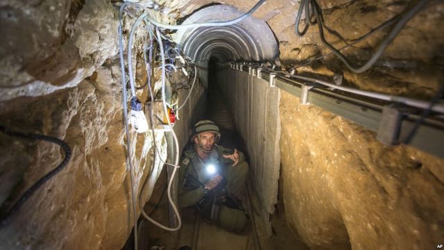 Israelul a descoperit șase tuneluri secrete săpate de Hezbollah pe sub frontiera cu Libanul