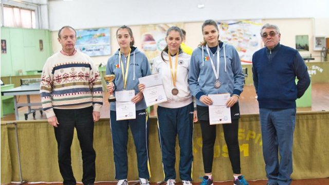 Felix Cosmolici și Vlada Caraulinaia au devenit posesori ai Cupei Moldovei la tenis de masă (juniori)