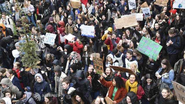 Youth for Climate | Mii de tineri au mărșăluit la Bruxelles 