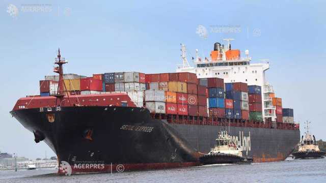 Olanda | 270 de containere s-au pierdut în Marea Nordului, dintre care trei cu un produs potențial periculos