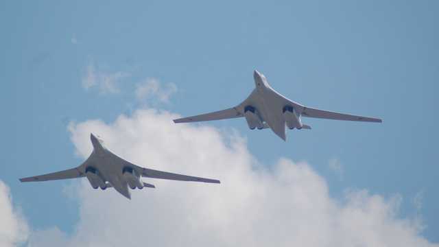 Două bombardiere rusești, interceptate de avioane de vânătoare canadiene și americane