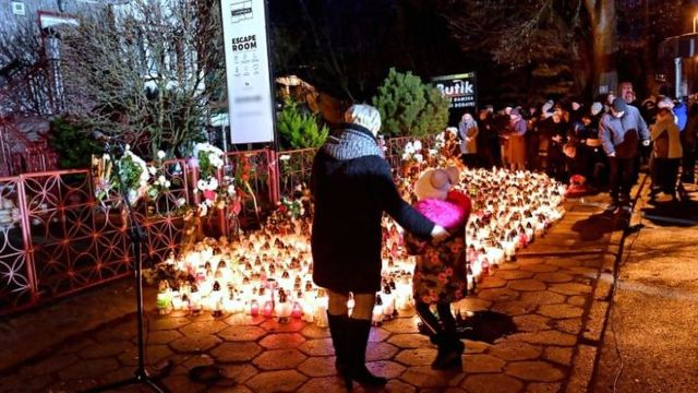 Zeci de localuri închise în Polonia, după ce cinci fete au murit în timpul unui joc de tip 