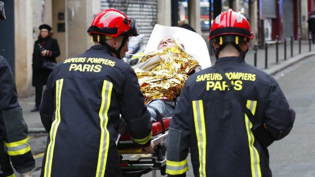 Explozia de la Paris | Bilanțul a crescut la patru morți, după descoperirea trupului neînsuflețit al unei femei