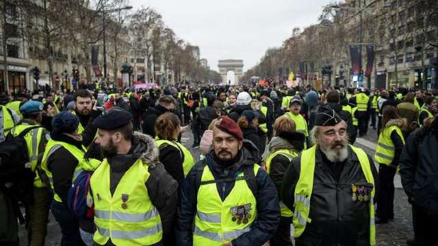 Franța | Creșterea economiei, afectată de protestele „vestelor galbene”