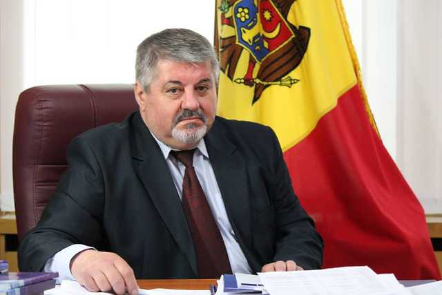 Avocatul Poporului îi îndeamnă pe moldoveni să meargă la vot: Indiferent de rezultat - fără violențe, spune el