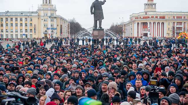 Creștere-record al numărului rușilor care cred că țara merge într-o direcție greșită 