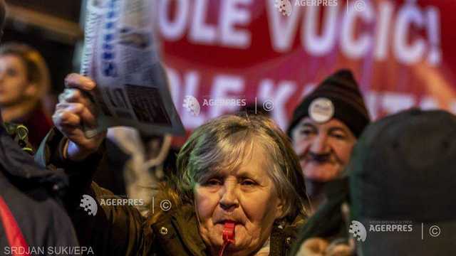 Serbia: A 10-a manifestație la Belgrad și în alte 40 de orașe împotriva președintelui Aleksandar Vucic