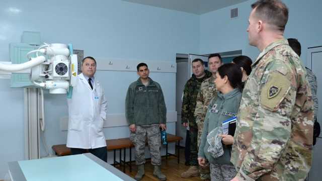 Un grup de medici din cadrul Forțelor Armate ale SUA efectuează o vizită în R. Moldova