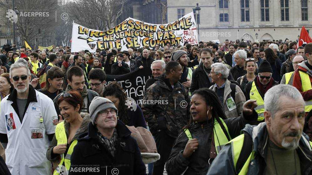 Noi manifestații tensionate a 