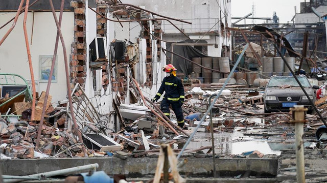 Bilanțul exploziei de la o uzină chimică din estul Chinei a urcat luni la 78 de morți