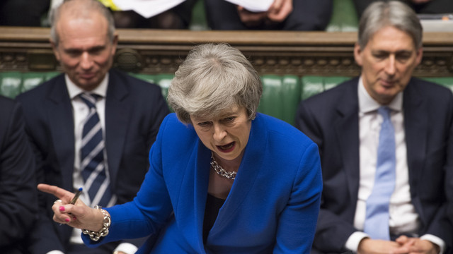 Brexit | 11 miniștri vor ca Theresa May să plece din fruntea guvernului britanic în următoarele câteva zile