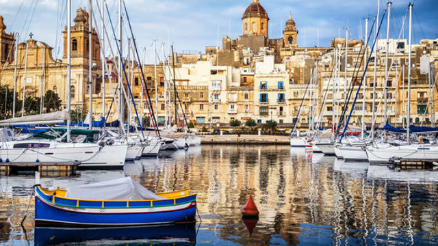 Trei adolescenți imigranți, puși sub acuzare în Malta pentru activitate teroristă după deturnarea unei nave