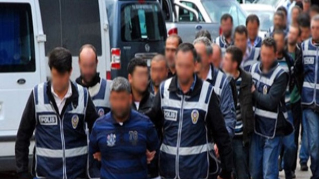 Autoritățile turce au reținut încă 144 de persoane din sistemul judiciar, suspectate de legături cu clericul Gulen