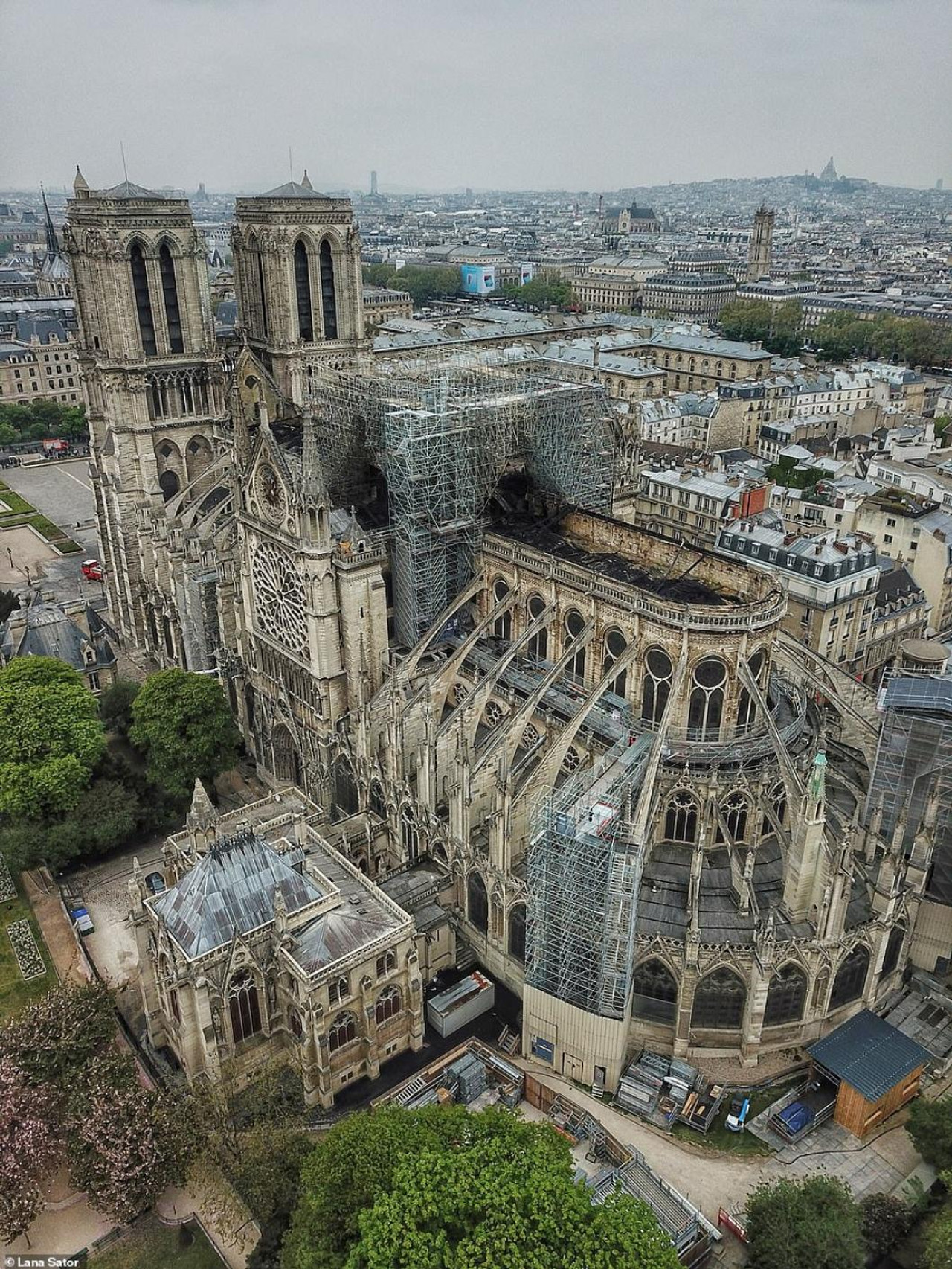 Noterdam paris. Париж храм Парижской Богоматери.