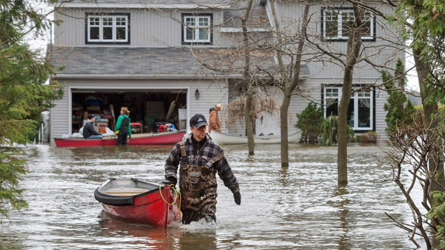 Inundațiile în estul Canadei | Peste 1.500 de persoane au fost evacuate, iar 1200 de locuințe au ajuns sub ape