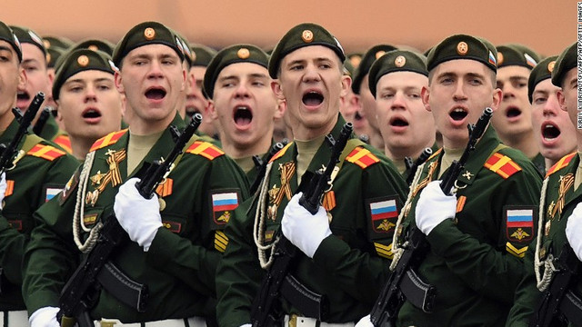 Comandanții vor trebui să răspundă de starea politico-morală a militarilor, prin decretul lui Vladimir Putin