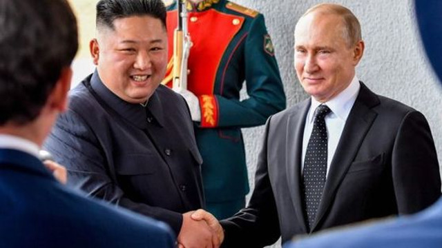 Discuții cu ușile închise, pentru mai bine de două ore, între Vladimir Putin și Kim Jong-un