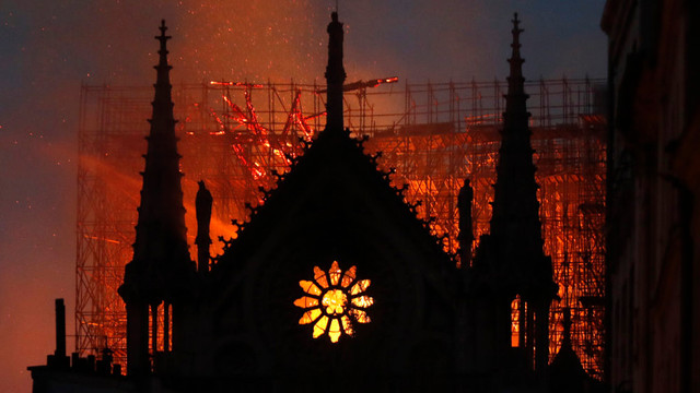Cauza incendiului de la Notre-Dame. Declarația unui oficial al poliției