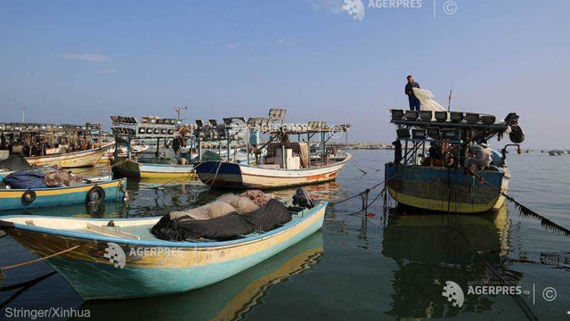 Israel anunță redeschiderea zonelor de pescuit în largul Fâșiei Gaza