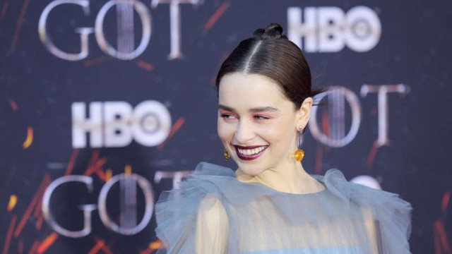 Emilia Clarke a vizionat filmări cu Hitler pentru a-și pregăti discursul final din ''Game of Thrones'',potrivit ziarului spaniol El Pais