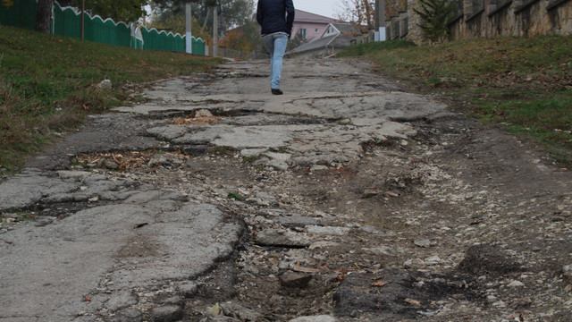 Câți bani din surse externe au primit și cheltuit autoritățile R.Moldova în 2018 pentru drumuri