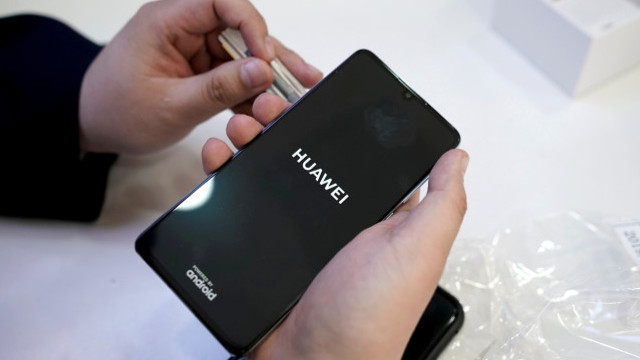 Compania Huawei acuză faptul că SUA folosesc forța unei națiuni împotriva sa