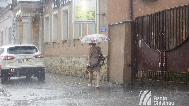 METEO | Ploi în averse puternice sunt așteptate și astăzi în unele localități din R.Moldova