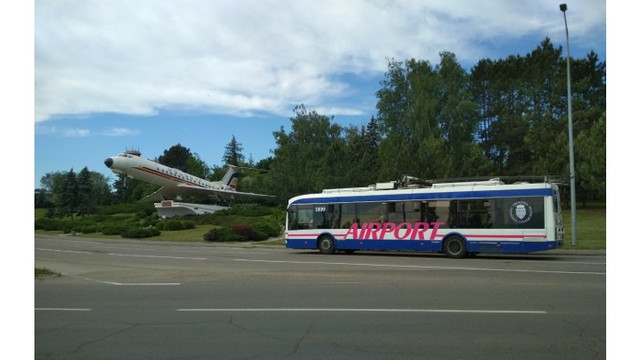  Cuvântul „AIRPORT” a fost inscripționat pe toate troleibuzele care circulă spre Aeroportul Chișinău