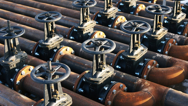 UE va încerca să majoreze importurile de gaze naturale lichefiate până în 2023