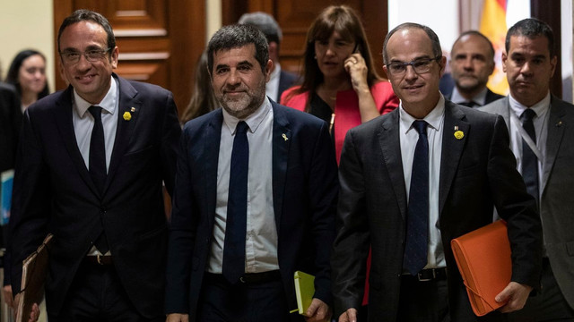 Cinci lideri separatiști catalani care au fost eliberați din închisoare pentru o zi, au revenit în parlamentul spaniol