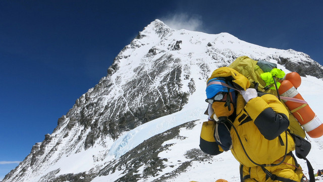 Un alpinist indian, prima persoană care și-a pierdut viața pe Muntele Everest în 2019