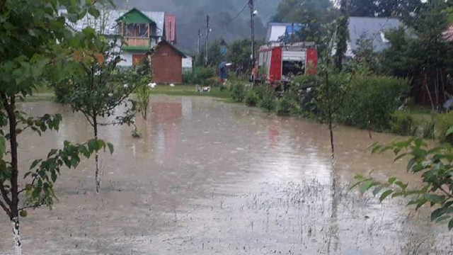 Cod portocaliu de inundații, în România