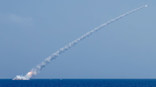 Marea Neagră | Rusia desfășoară exerciții cu lansări de rachete în Crimeea