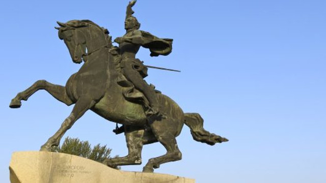 Rusia | Proiect de lege împotriva celor care demolează sau vandalizează monumente ale soldatului rus în străinătate