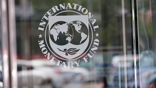 FMI consideră că euro este subevaluat și cere BCE continuarea măsurilor de sprijinire a economiei