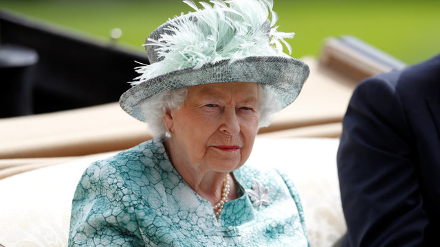 Prima întâlnire dintre Regina Elizabeth și președintele Biden, la Castelul Windsor
