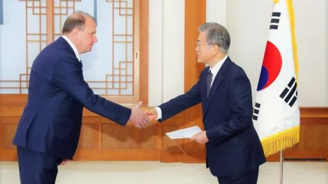 Vasile Bumacov a prezentat scrisorile de acreditare în calitate de ambasador al R. Moldova în Coreea de Sud