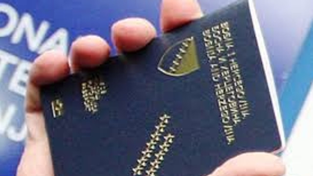 Peru impune vize venezuelenilor