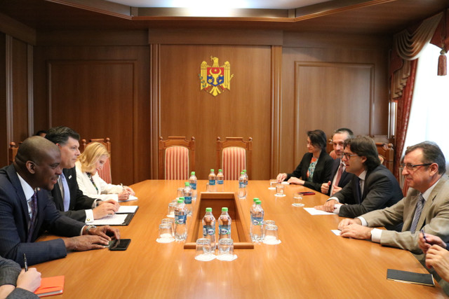 Relansarea asistenței ample oferite de către USAID R.Moldova discutată la MAEIE